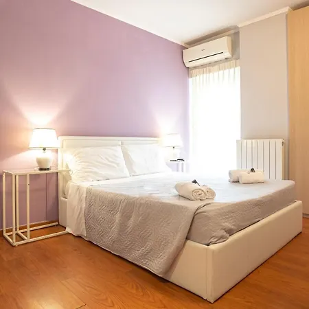 Romeo's - Royal Welcome Apartment
